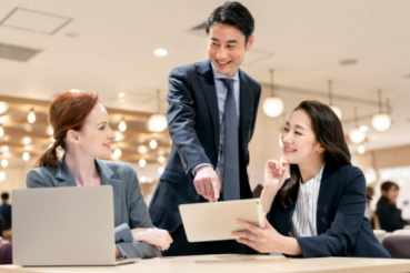 【企業向け】外国人労働者が感じる差別とは？ 事例・法律・差別を減らす取り組みを解説